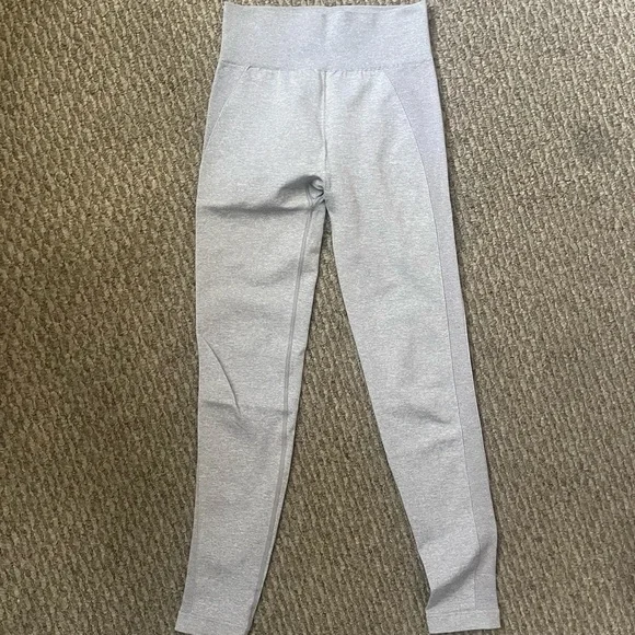 Gymshark Leggings - Picture 2 of 3